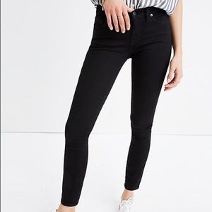 Madewell 8” Skinny Jeans in Black Frost, Size 30